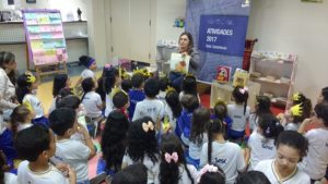 LEITURA DE HISTÓRIAS NA BIBLIOTECA SESC