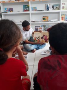 Crianças que participam do programa EU Posso no sertão de Alagoas foram contempladas por ação de incentivo a leitura